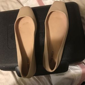 Nine West flats